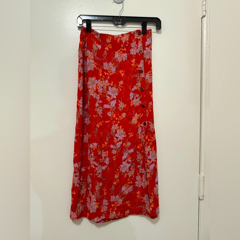 Women’s - Free People Long Skirt w faux buttons - Red with Floral Design - 0